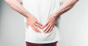 cirurgia-para-hernia-de-disco-e-dor-nas-costas